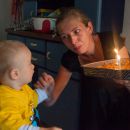 Hannes und Helene feiern ihren ersten Geburtstag im Hinterhof in der Arndtstrasse 59 - und viele, viele liebe Verwandte und Freunde sind mit dabei, juchei.