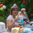 Hannes und Helene feiern ihren ersten Geburtstag im Hinterhof in der Arndtstrasse 59 - und viele, viele liebe Verwandte und Freunde sind mit dabei, juchei.