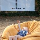 Hannes und Helene feiern ihren ersten Geburtstag im Hinterhof in der Arndtstrasse 59 - und viele, viele liebe Verwandte und Freunde sind mit dabei, juchei.