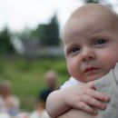 Berlin-Mahsdorf. Im Kellner-HÃ¤uschen mit vielen Freunden. Anfang Juli 2012.