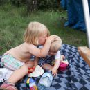 Berlin-Mahsdorf. Im Kellner-HÃ¤uschen mit vielen Freunden. Anfang Juli 2012.