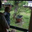 Berlin-Mahsdorf. Im Kellner-HÃ¤uschen mit vielen Freunden. Anfang Juli 2012.