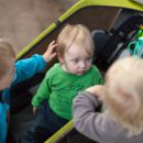 Endlich Sommer! Mitte Juni waren wir mit Papi im Mahlsdorfer HÃ¤uschen - und viele Leute haben uns besucht. Toll!Hier sind wir auf Luzie Glawes 4. Geburtstagsfeier in Friedrichshain.