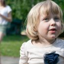 Endlich Sommer! Mitte Juni waren wir mit Papi im Mahlsdorfer HÃ¤uschen - und viele Leute haben uns besucht. Toll!Hier sind wir auf Luzie Glawes 4. Geburtstagsfeier in Friedrichshain.