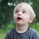 Endlich Sommer! Mitte Juni waren wir mit Papi im Mahlsdorfer HÃ¤uschen - und viele Leute haben uns besucht. Toll! Samstag mit Familie Glawe/Griebel und Stefan Brausse.