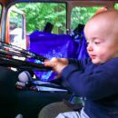 Die Haka-Indianer auf der ParkbÃ¼hne beim Konzert von Rainald Grebe und Orchester.